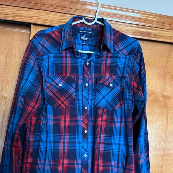 Old Navy casual button down ! - Picture 1 of 4